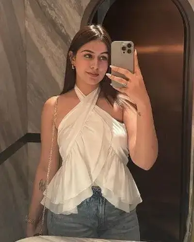 Call Girl Service in Shalimar Bagh