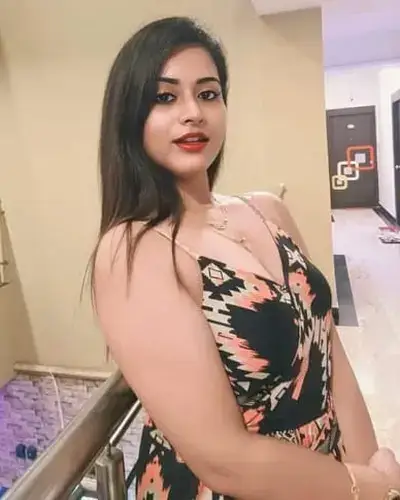 Call Girls in Shalimar Bagh